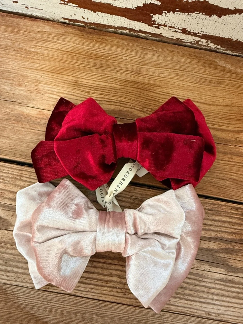 NWT Anthropologie Set of 2  Velvet Hair Clip Set Pink Red